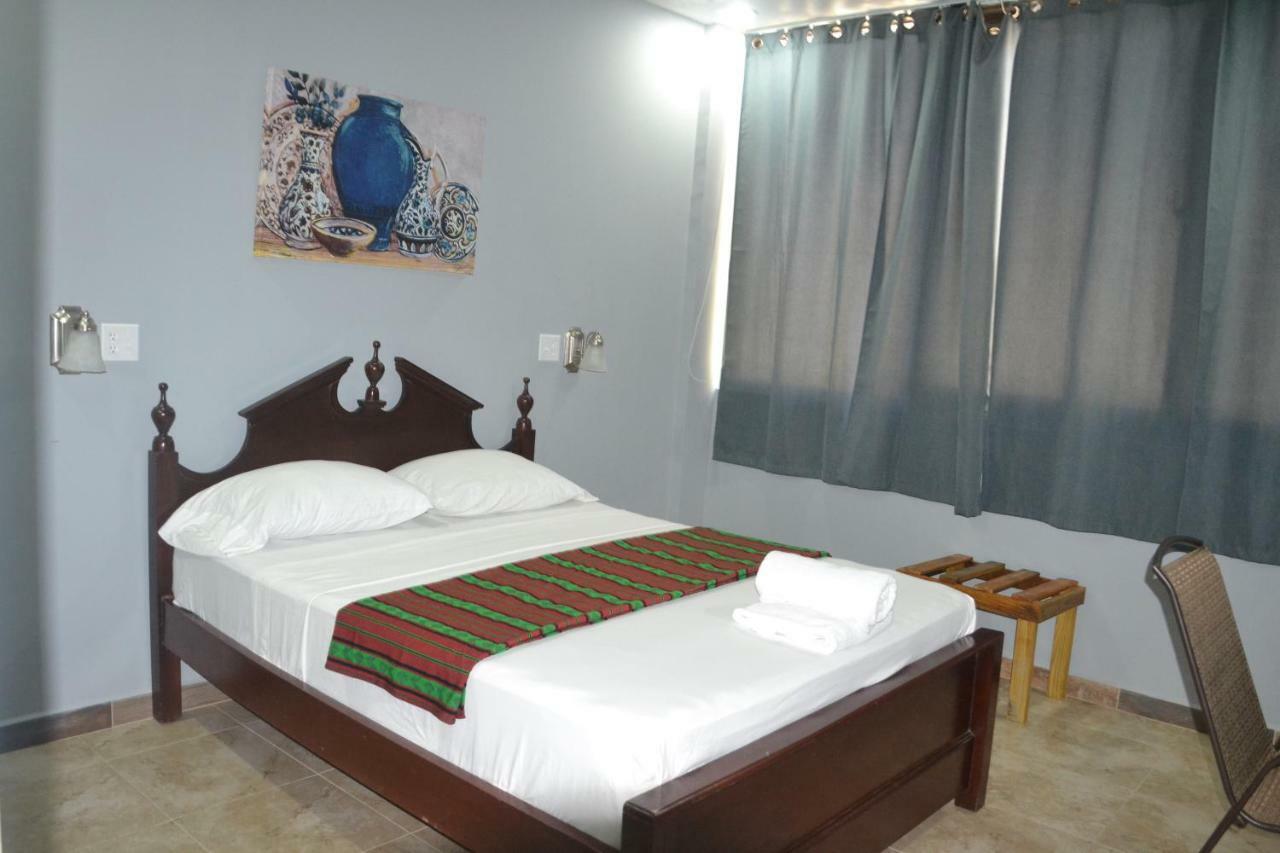 Maya Bella Downtown Hotel San Ignacio Exteriér fotografie